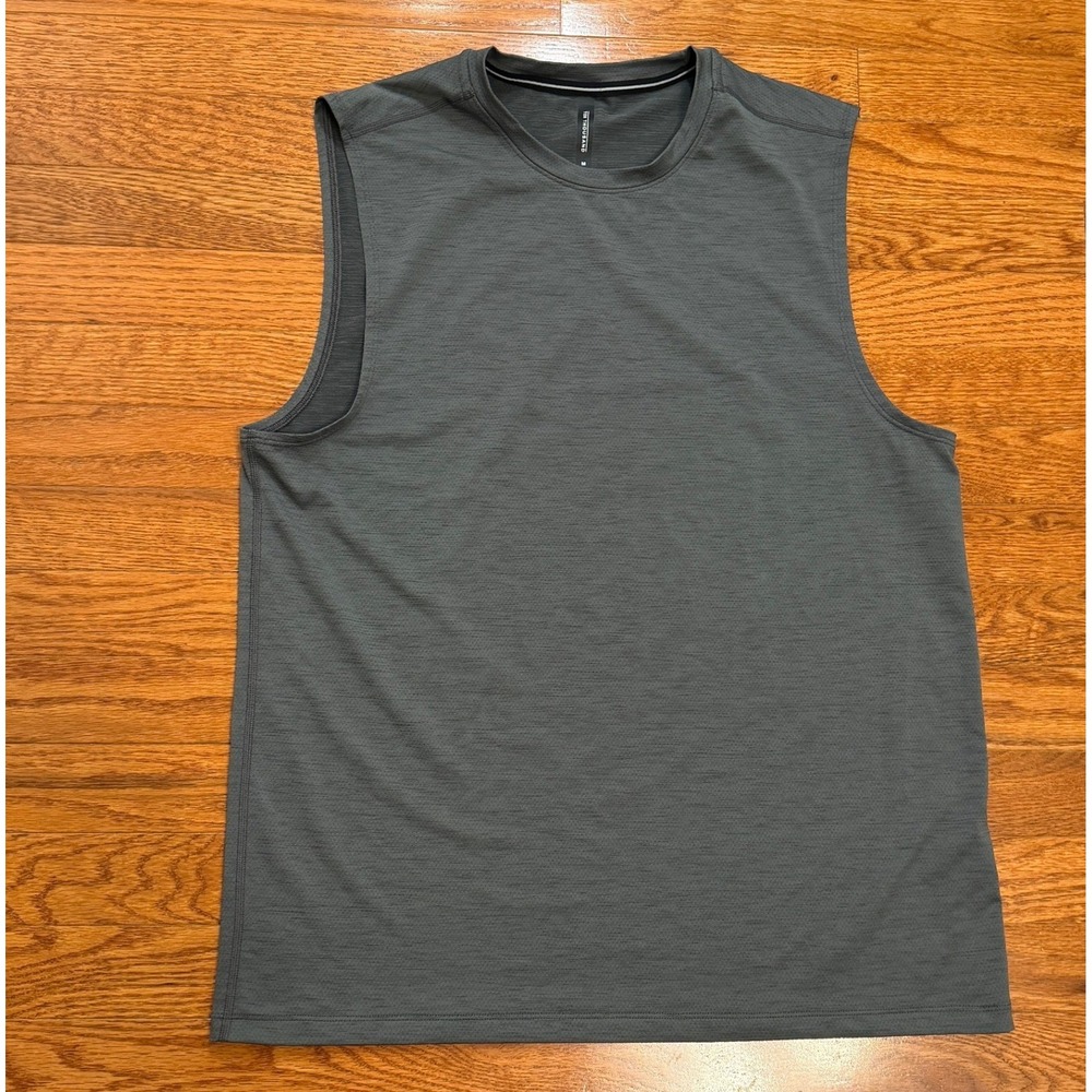 Ten Thousand Tank Top Muscle Shirt Mens Medium Gray Training Gym Athletic Run